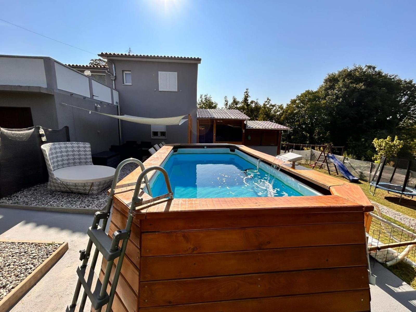 Apartman Goga With Pool And Jacuzzi Labin  Exterior photo
