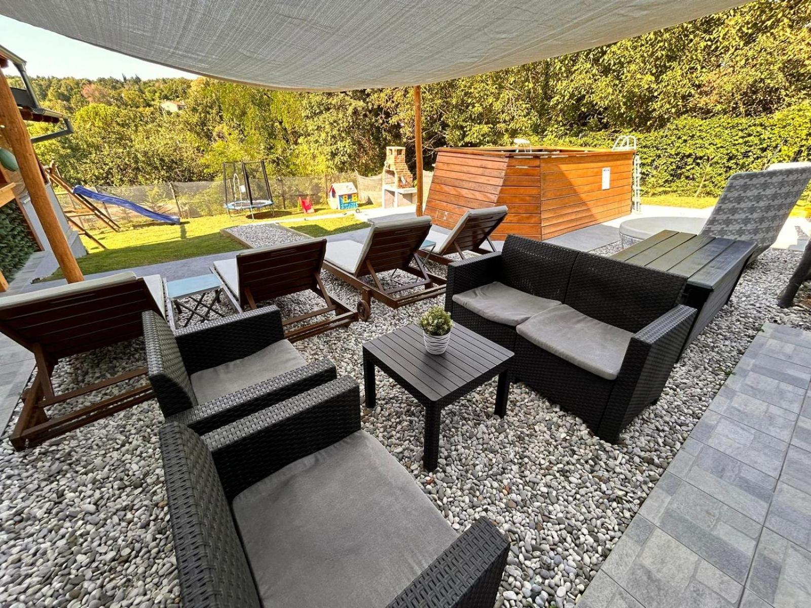 Apartman Goga With Pool And Jacuzzi Labin  Exterior photo